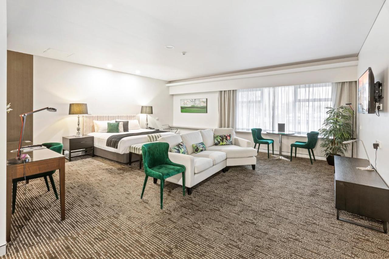 The Colmslie Hotel Brisbane Exterior foto